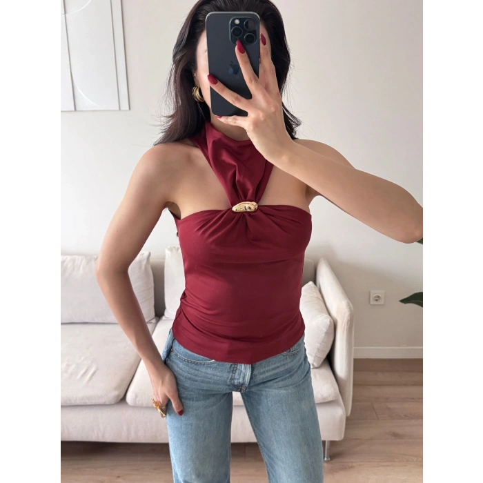 Halter Yaka Aksesuar Detaylı Bluz - BORDO