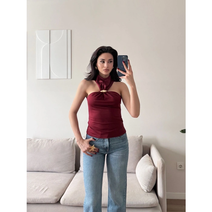 Halter Yaka Aksesuar Detaylı Bluz - BORDO