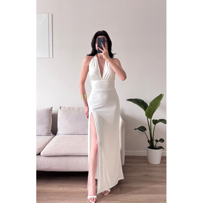 Halter Yaka Sırt Bağlamalı Yırtmaçlı Maxi Elbise - BEYAZ