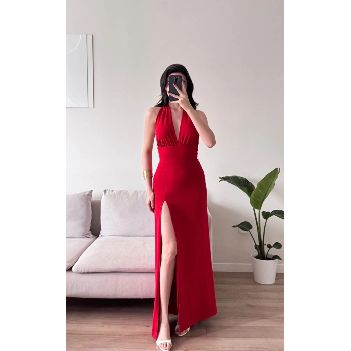 Halter Yaka Sırt Bağlamalı Yırtmaçlı Maxi Elbise - KIRMIZI