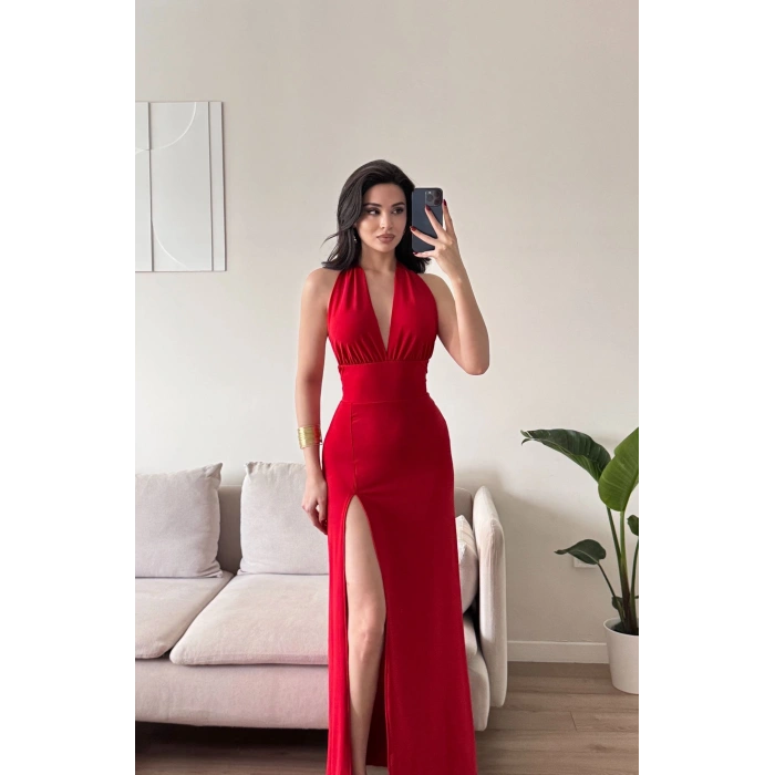 Halter Yaka Sırt Bağlamalı Yırtmaçlı Maxi Elbise - KIRMIZI