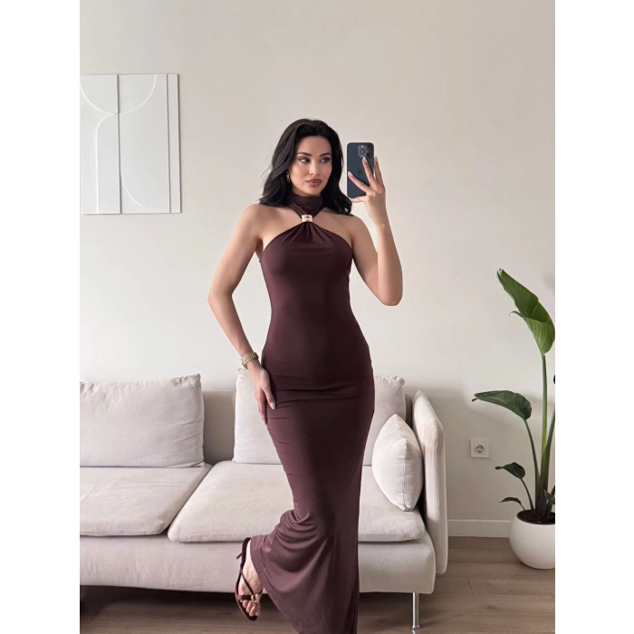 Yırtmaç Detay Aksesuarlı Elbise - KAHVE