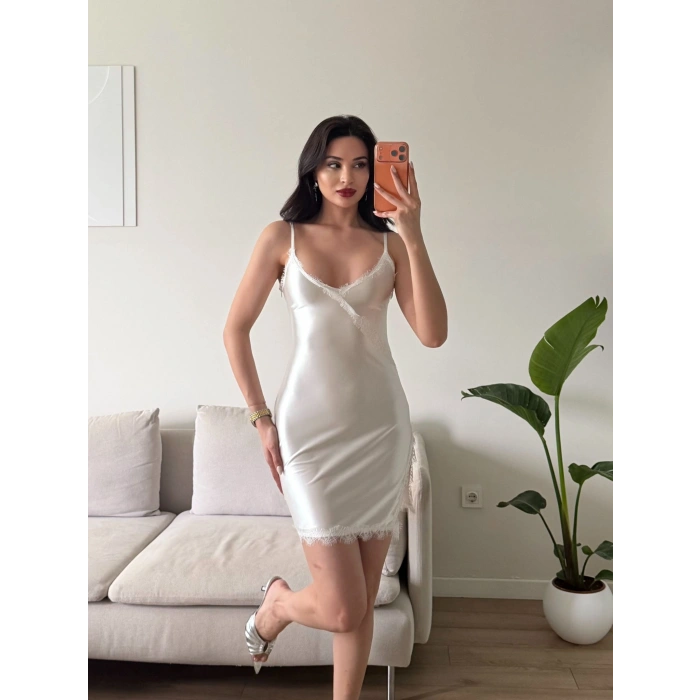 Dantel Detay Askılı Saten Elbise - BEYAZ