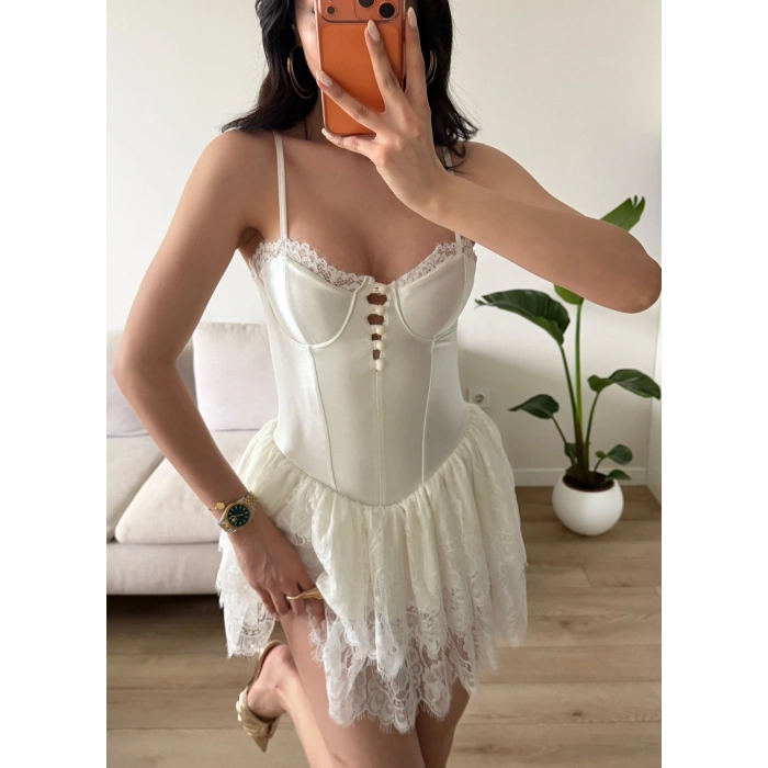 Bel Korse Eteği Dantel Elbise - BEYAZ