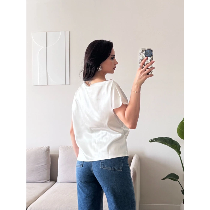 Kayık Yaka Saten Bluz - BEYAZ