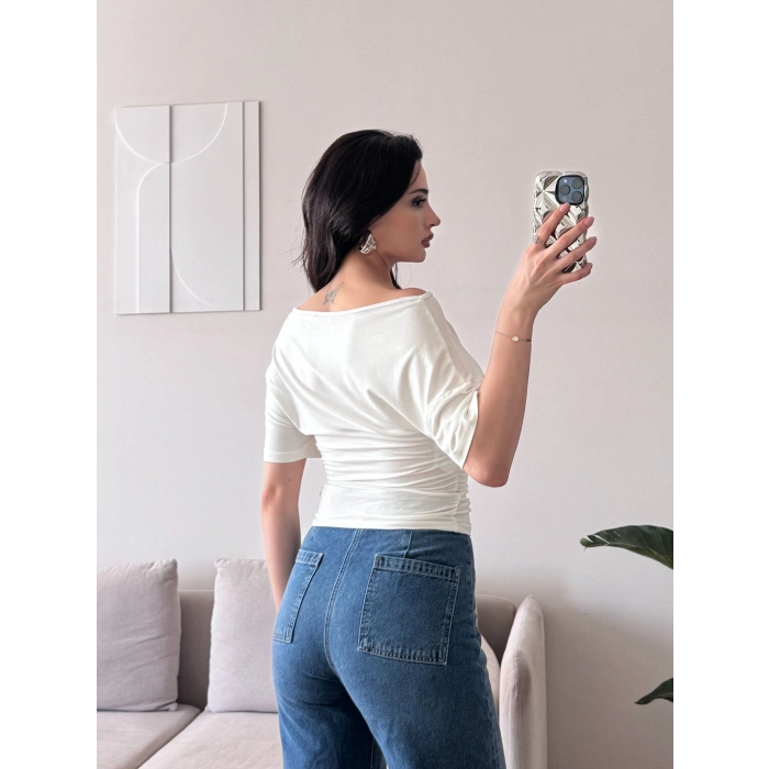 Kayık Yaka Bluz - BEYAZ