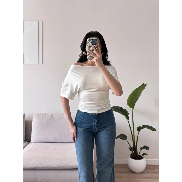 Kayık Yaka Bluz - BEYAZ