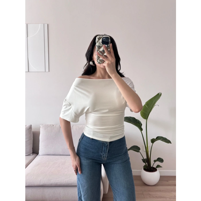 Kayık Yaka Bluz - BEYAZ