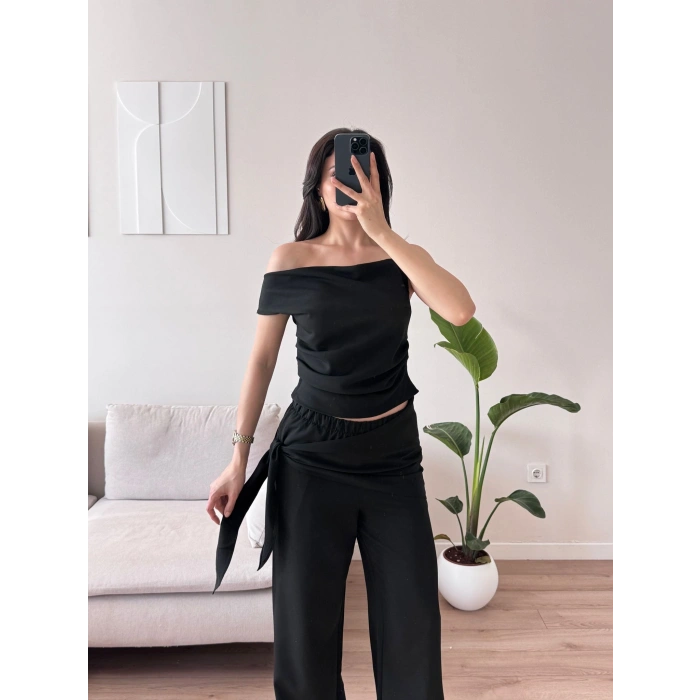 Çizgili Düşük Omuz Takım - SİYAH