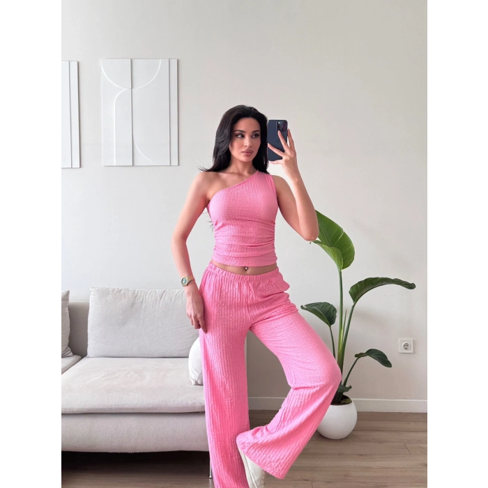 Tek Omuz Crop & Pantolon Takım - PEMBE