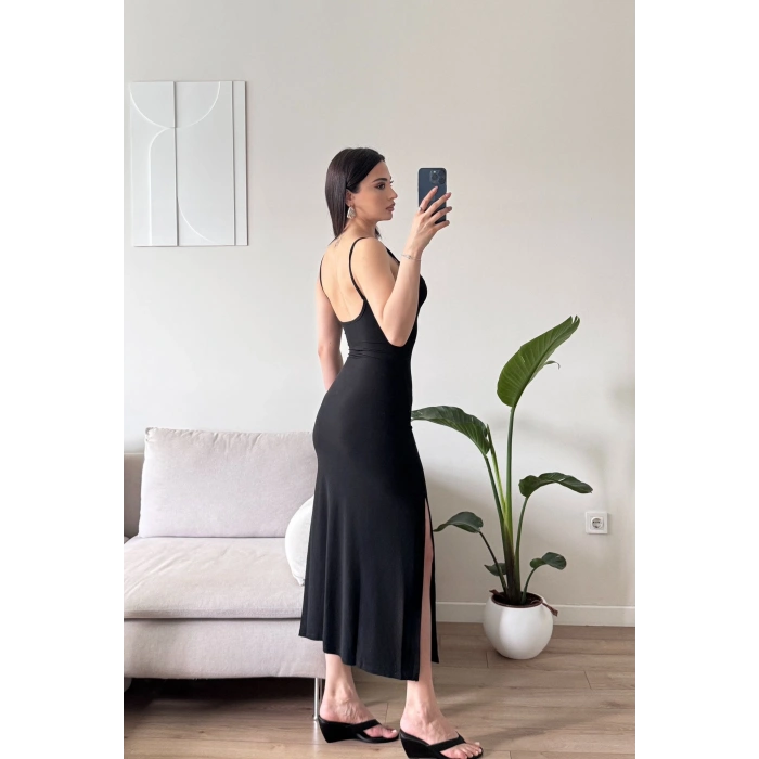 Askılı Derin Yırtmaç Elbise - SİYAH