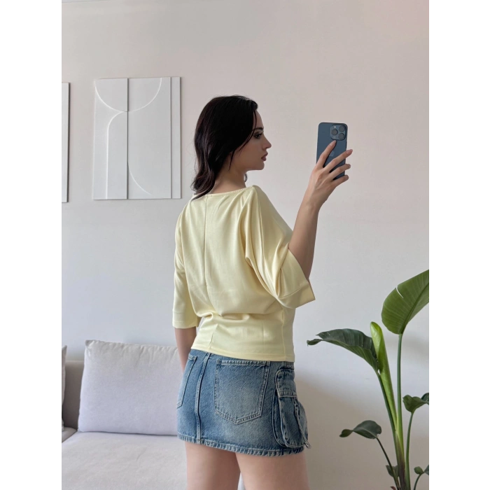 Yıldız Detay Kayık Yaka Bluz - SARI