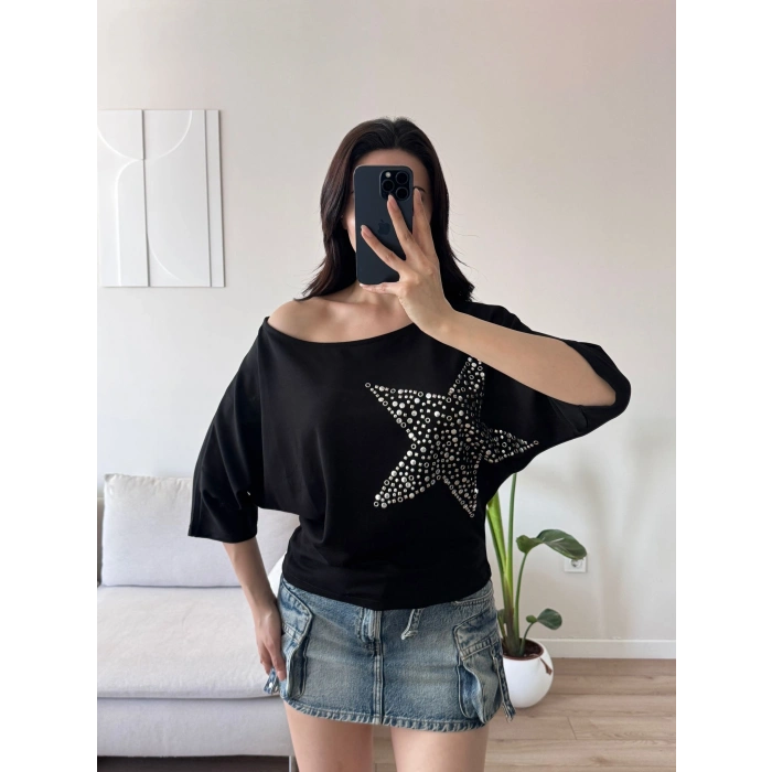 Yıldız Detay Kayık Yaka Bluz - SİYAH