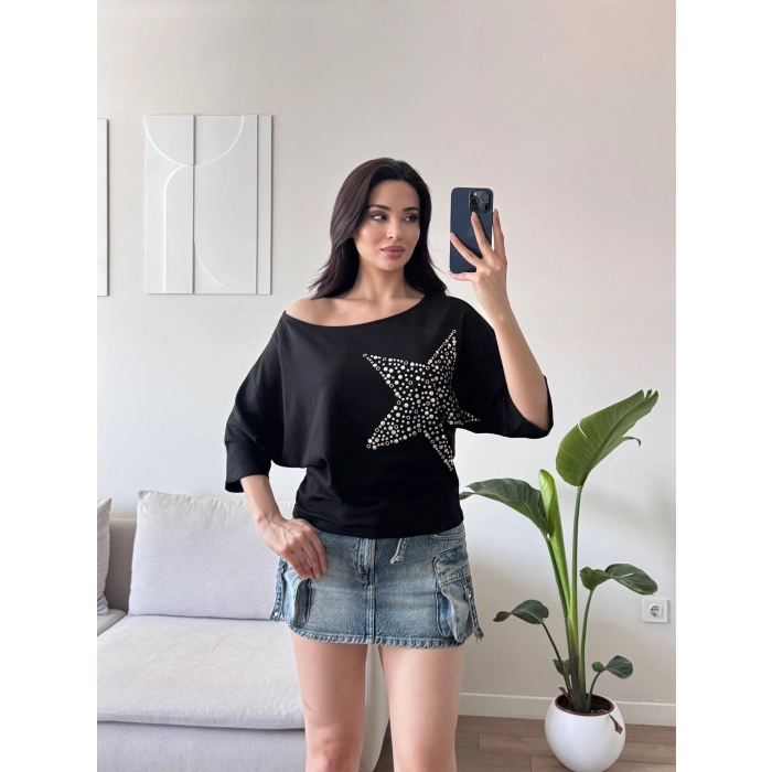 Yıldız Detay Kayık Yaka Bluz - SİYAH