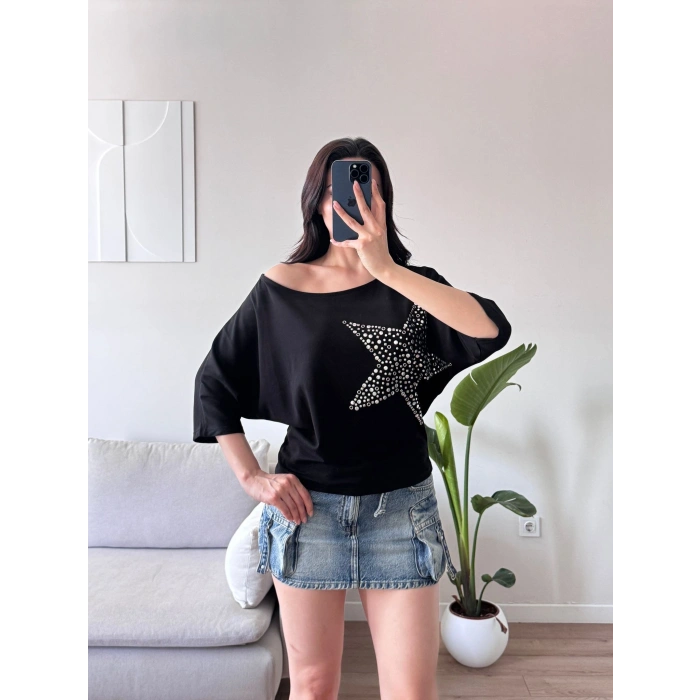 Yıldız Detay Kayık Yaka Bluz - SİYAH