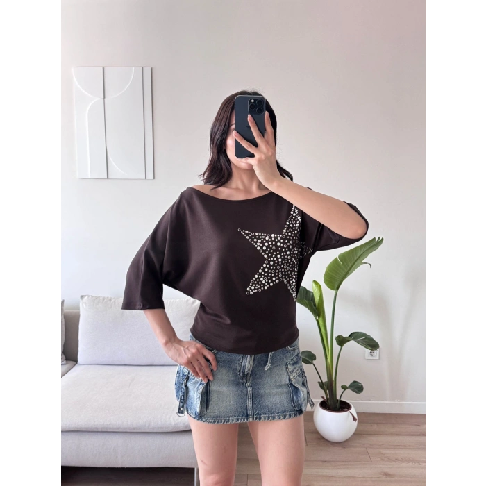 Yıldız Detay Kayık Yaka Bluz - KAHVE