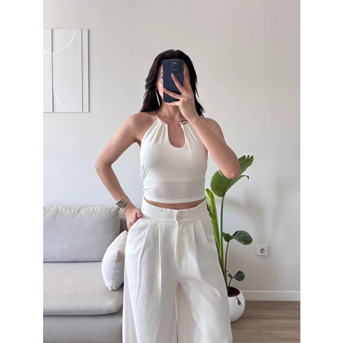 Boyun Aksesuar Bağlamalı Crop - BEYAZ