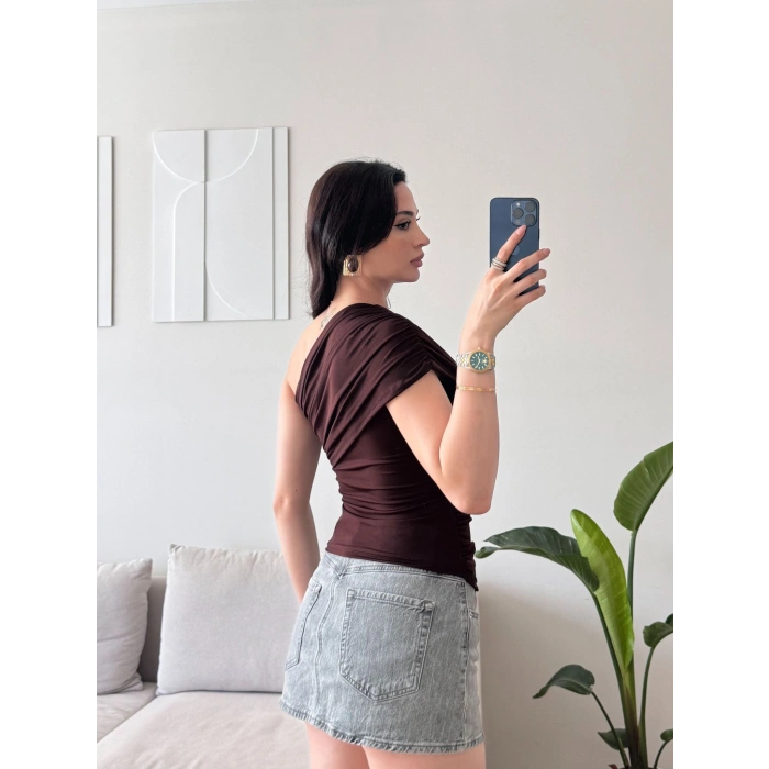 Tek Omuz Büzgülü Bluz - KAHVE