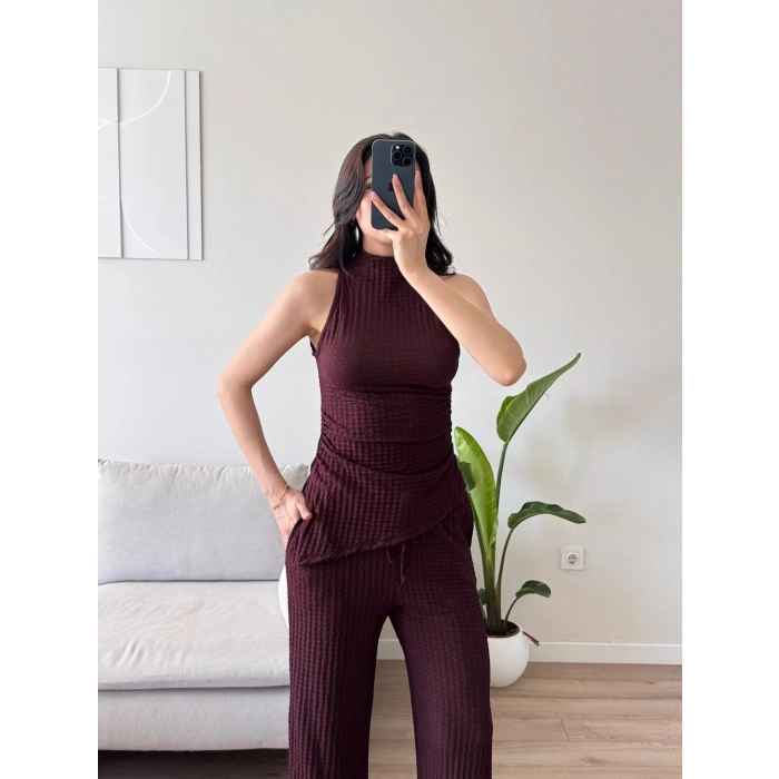 Dik Yaka Asimetrik Bluz & Pantolon Takım - KAHVE