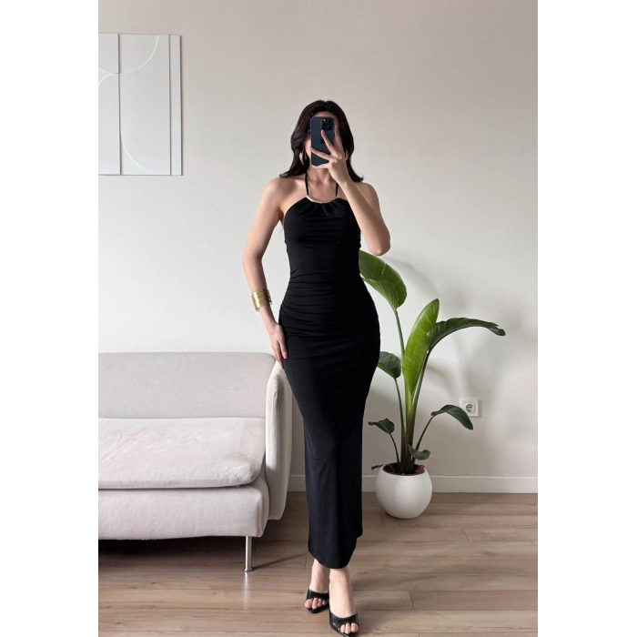 Halter Yaka Aksesuarlı Elbise - SİYAH