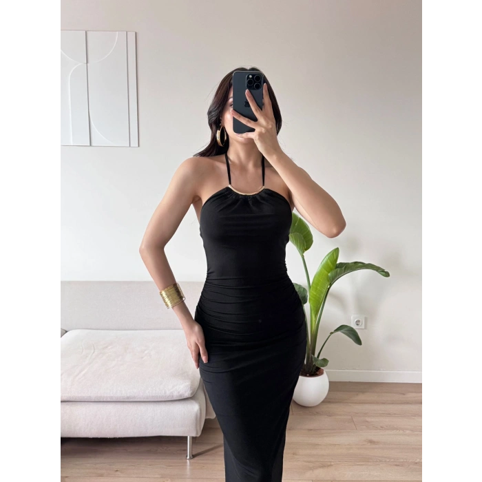 Halter Yaka Aksesuarlı Elbise - SİYAH