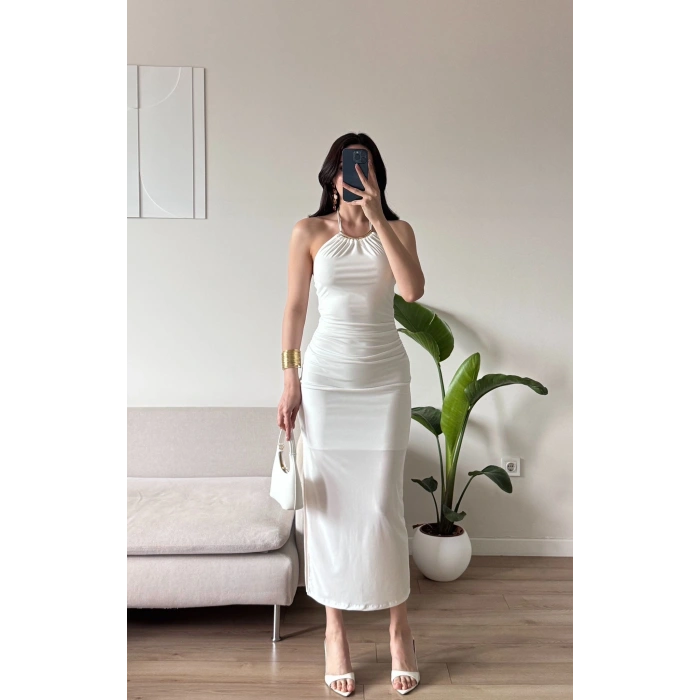 Halter Yaka Aksesuarlı Elbise - BEYAZ