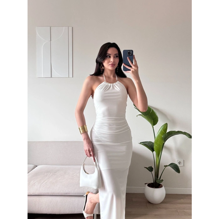 Halter Yaka Aksesuarlı Elbise - BEYAZ