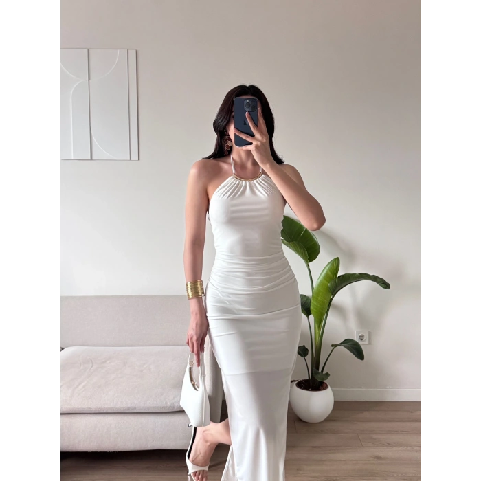 Halter Yaka Aksesuarlı Elbise - BEYAZ