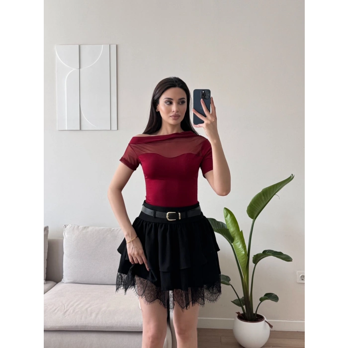 Kayık Yaka Tül Detay Crop - BORDO