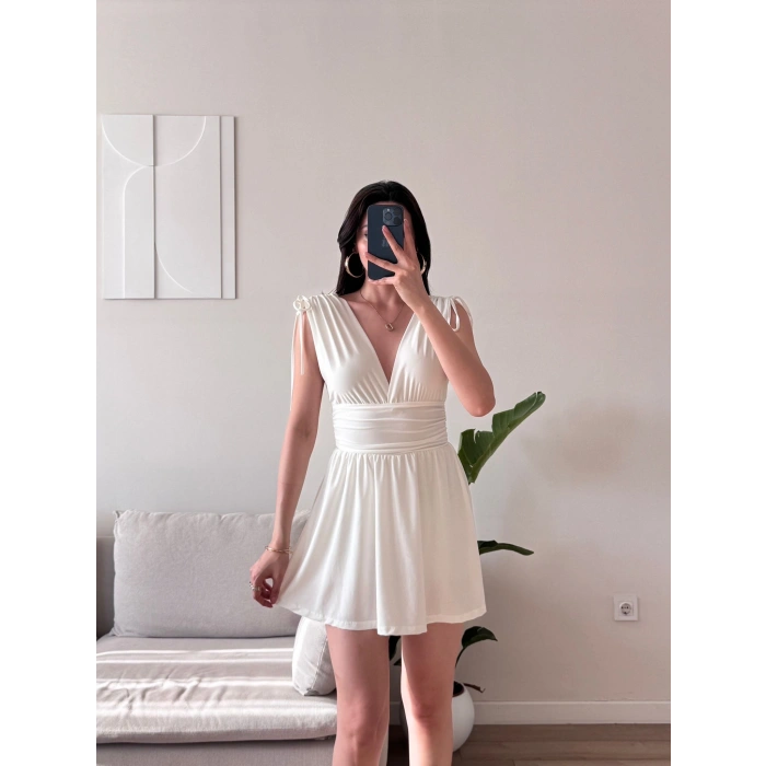 V Yaka Bel Oturtmalı Mini Elbise - BEYAZ