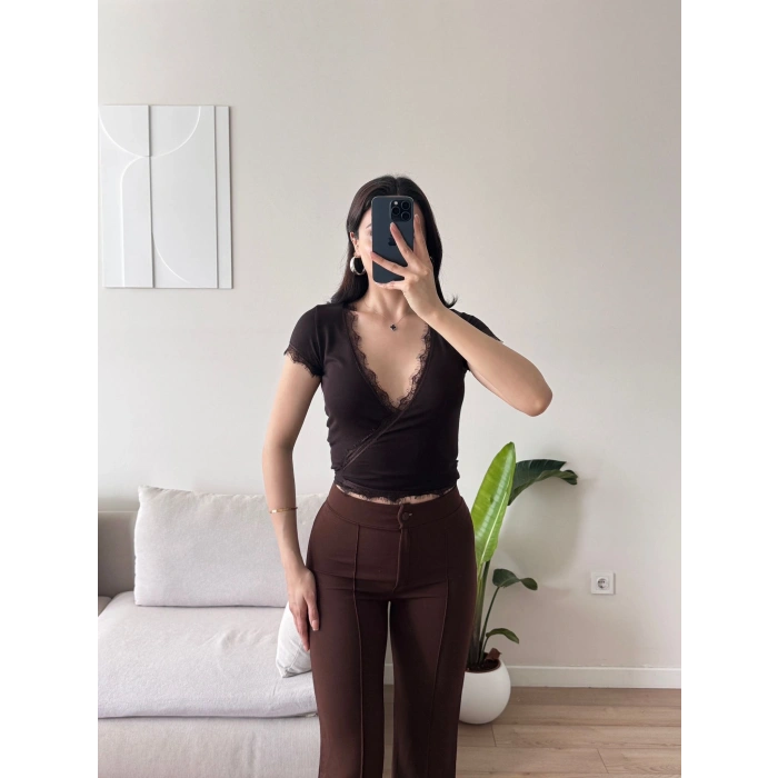 Bel Bağlamalı V Yaka Dantel Crop - KAHVE