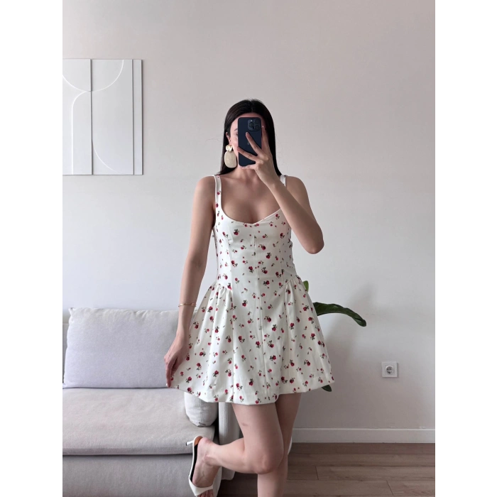 Çiçek Desen Mini Elbise