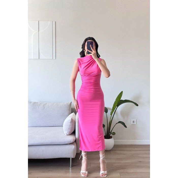 Yan Yırtmaç Drapeli Elbise - PEMBE