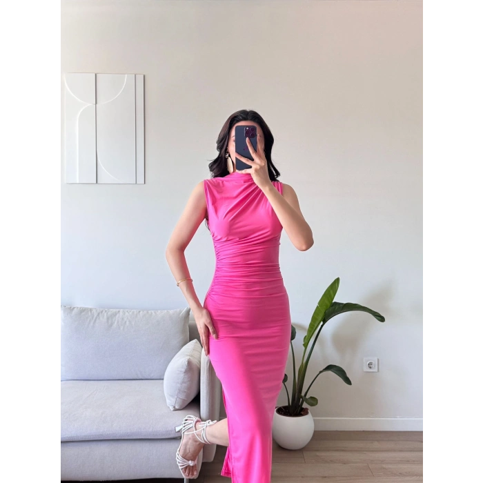Yan Yırtmaç Drapeli Elbise - PEMBE
