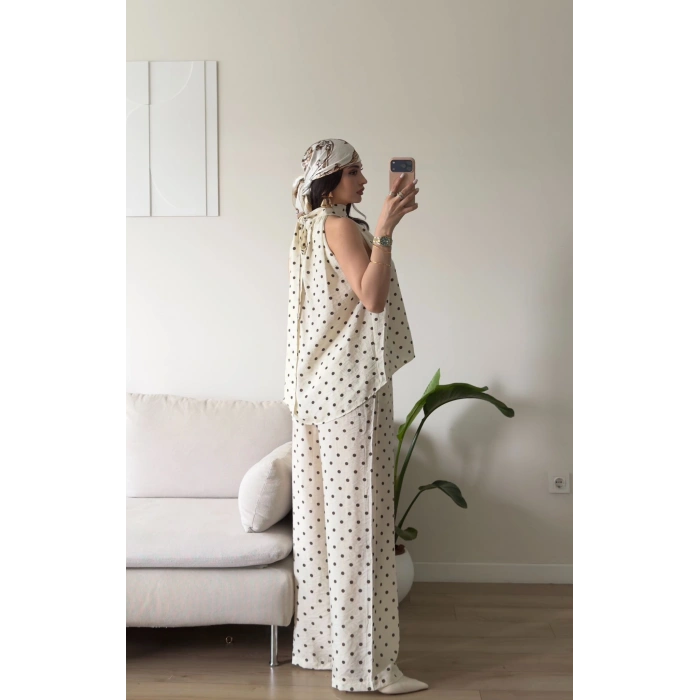 Halter Yaka Puantiyeli Takım - BEJ
