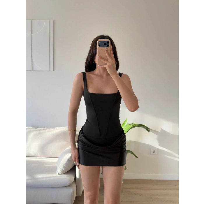 Eteği Drape Bodysuit Elbise - SİYAH
