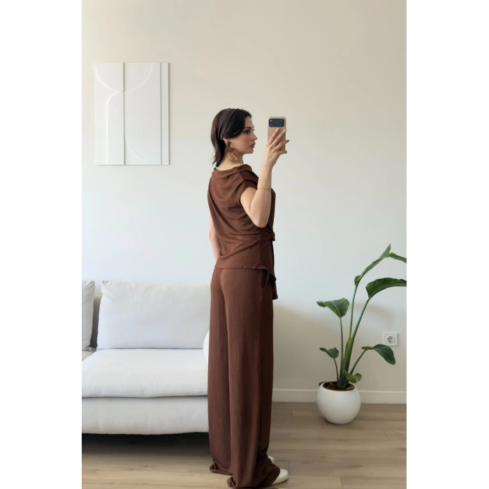 Kayık Yaka Asimetrik Takım - KAHVE