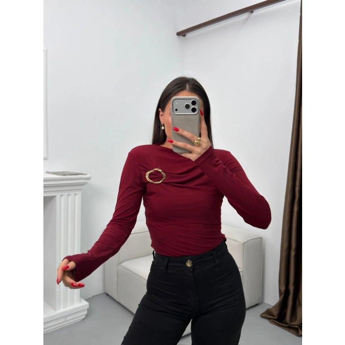 Aksesuarlı Kayık Yaka Bluz - BORDO
