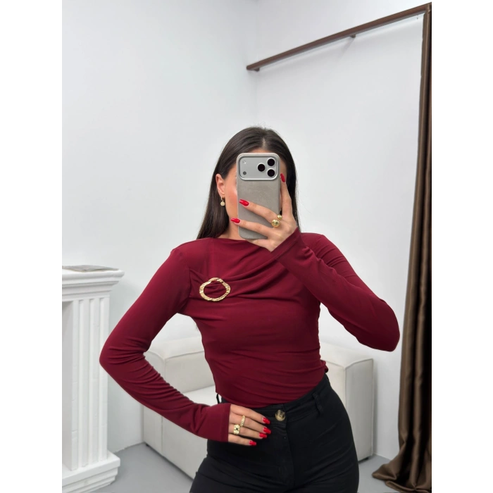 Aksesuarlı Kayık Yaka Bluz - BORDO