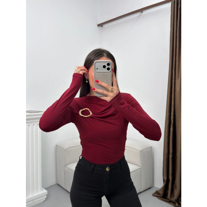Aksesuarlı Kayık Yaka Bluz - BORDO