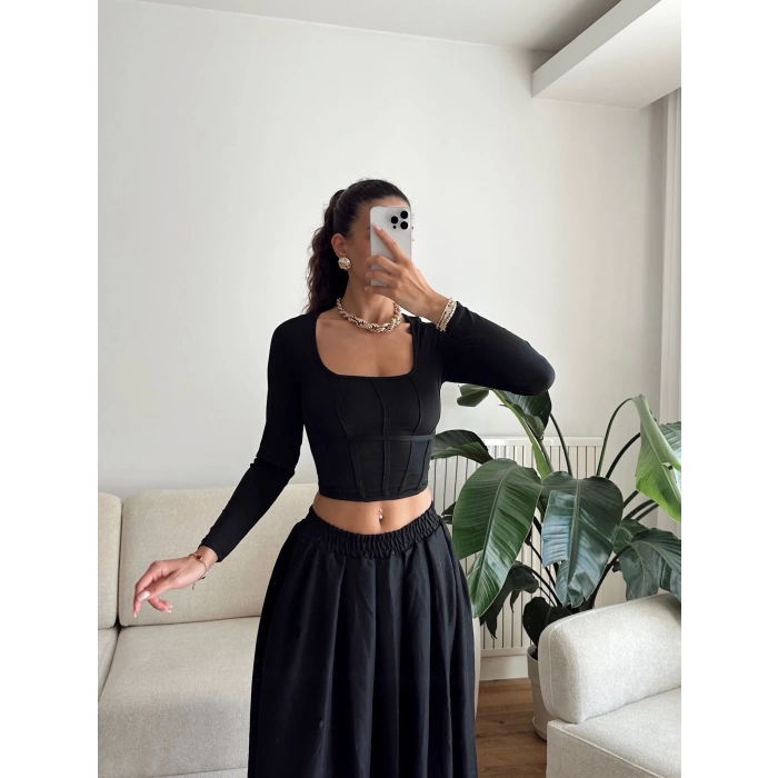 Ara Biyeli Crop - SİYAH