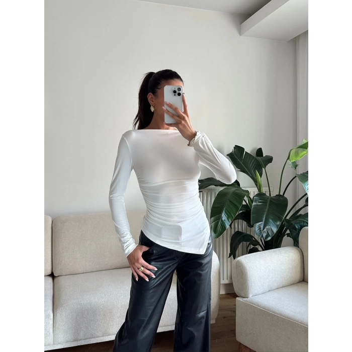 Asimetrik Yan Lastik Bluz - BEYAZ
