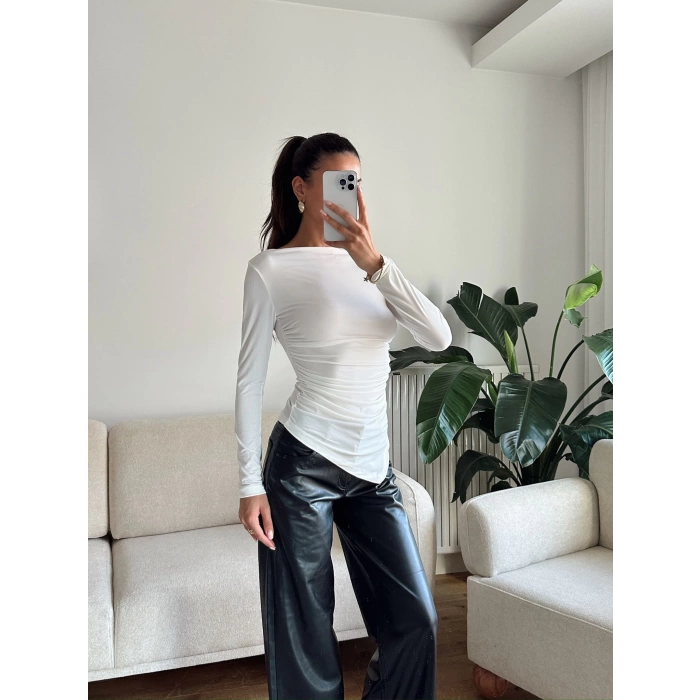 Asimetrik Yan Lastik Bluz - BEYAZ