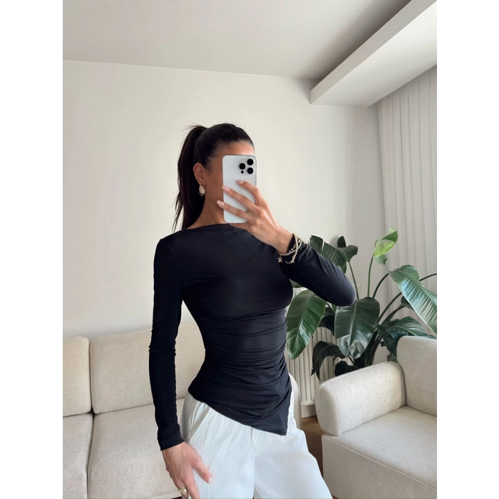 Asimetrik Yan Lastik Bluz - SİYAH