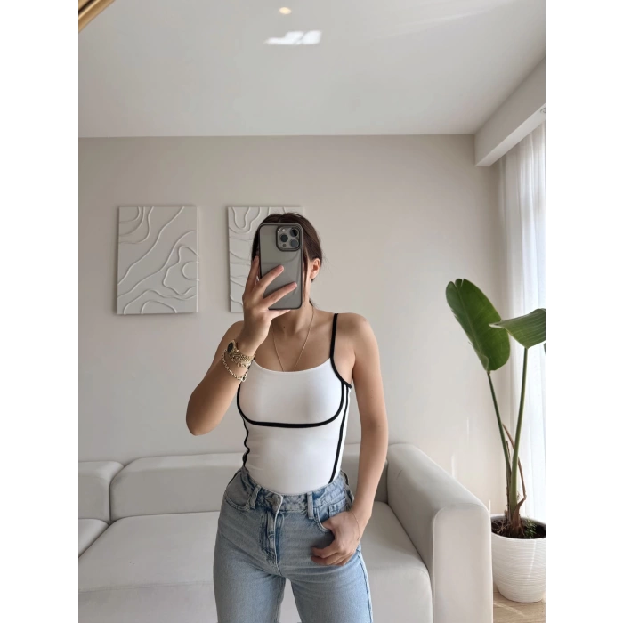 Askılı Ara Biyeli Crop - BEYAZ