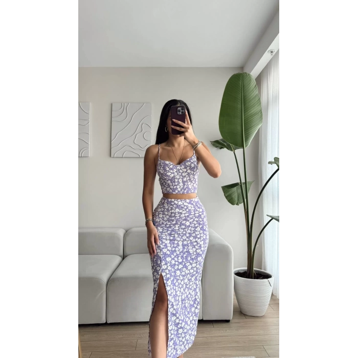 Askılı Çiçek Desen Yırtmaç Detay Takım - LİLA