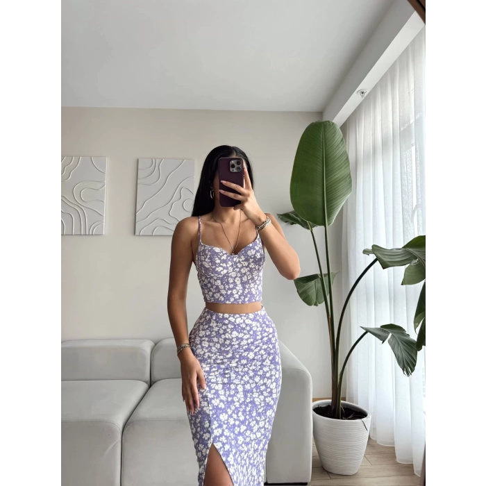 Askılı Çiçek Desen Yırtmaç Detay Takım - LİLA