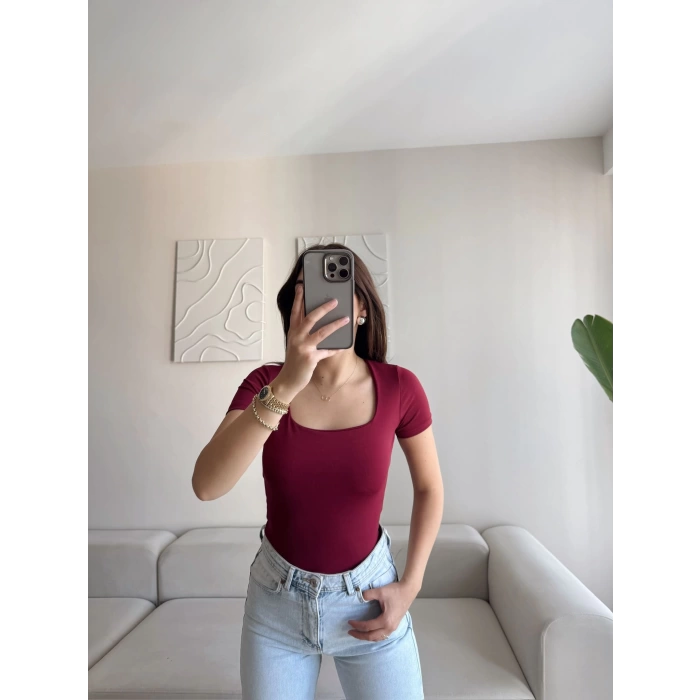 Astarlı Kare Yaka Bluz - BORDO