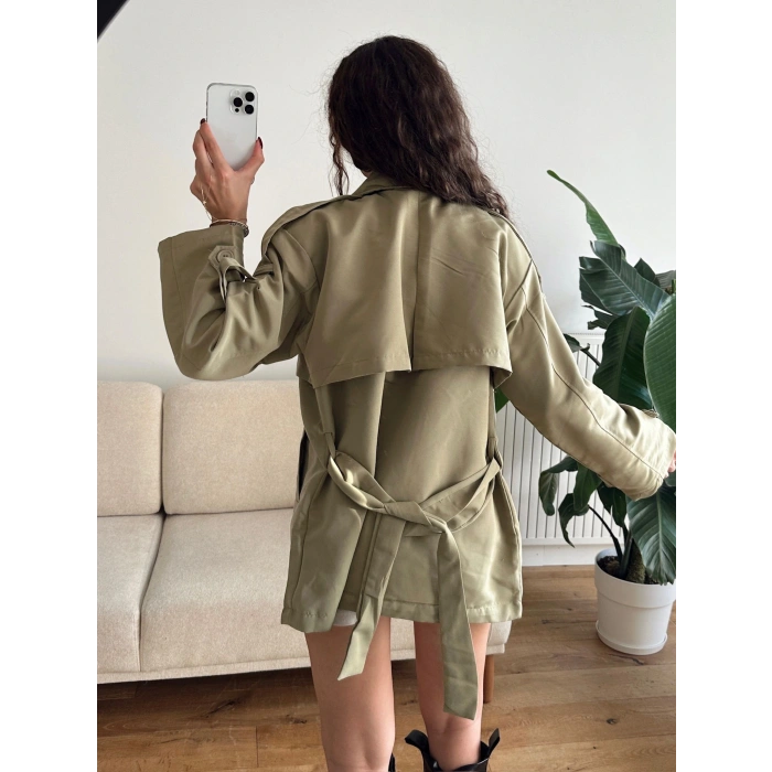 Astarlı Kruvaze Yaka Trençkot - YEŞİL