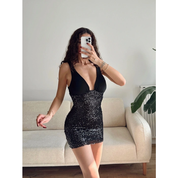 Astarlı Payet Elbise - SİYAH